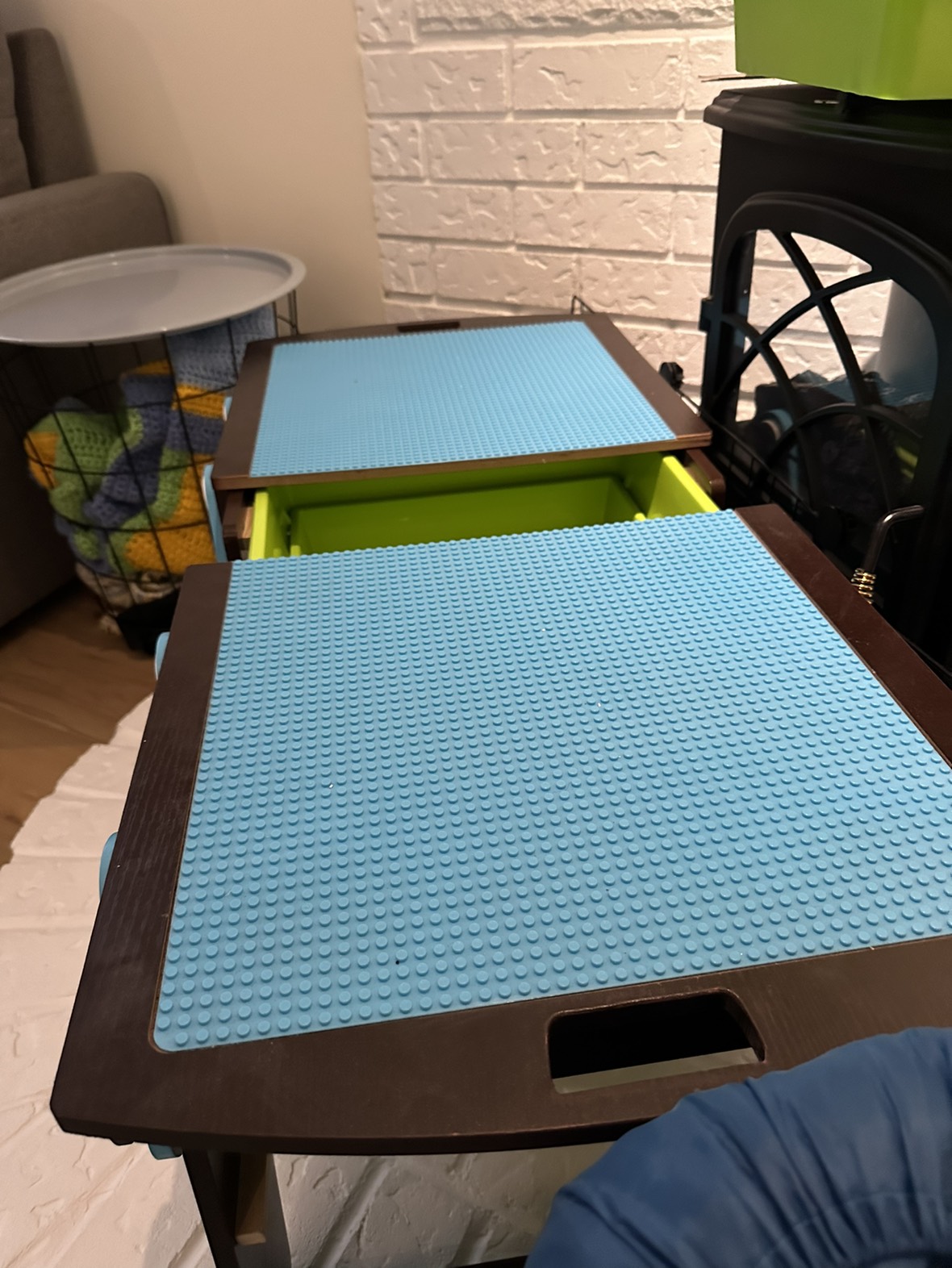 Lego folding table - photo 3