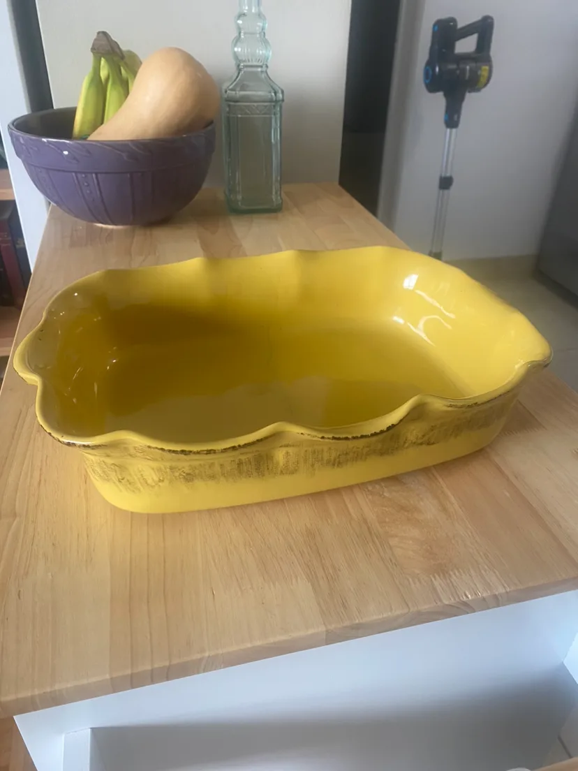 Cracked Baking Dish thumbnail