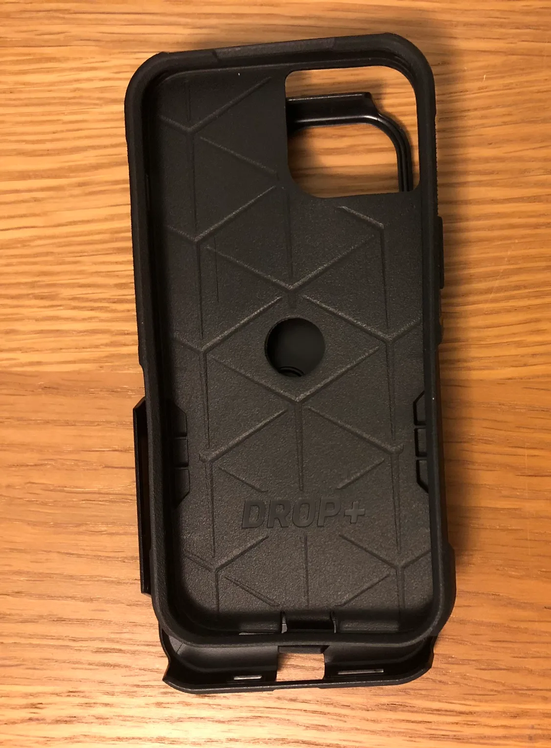 Otterbox Drop+ iPhone 14 Case image indicator(3)