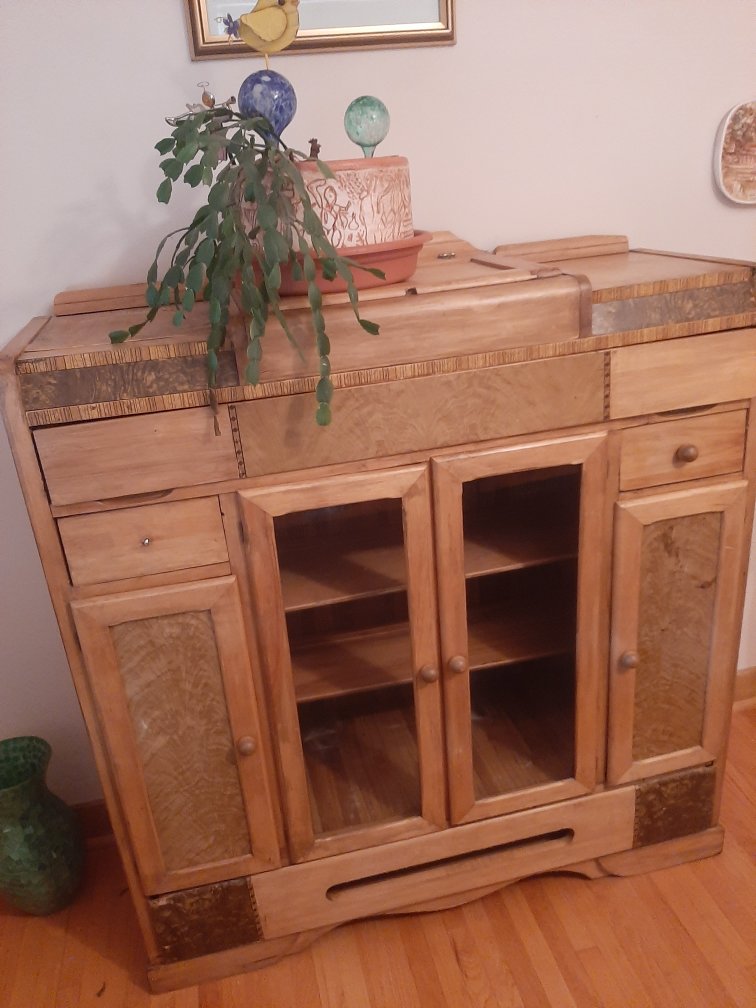 Vintage Wooden Cabinet