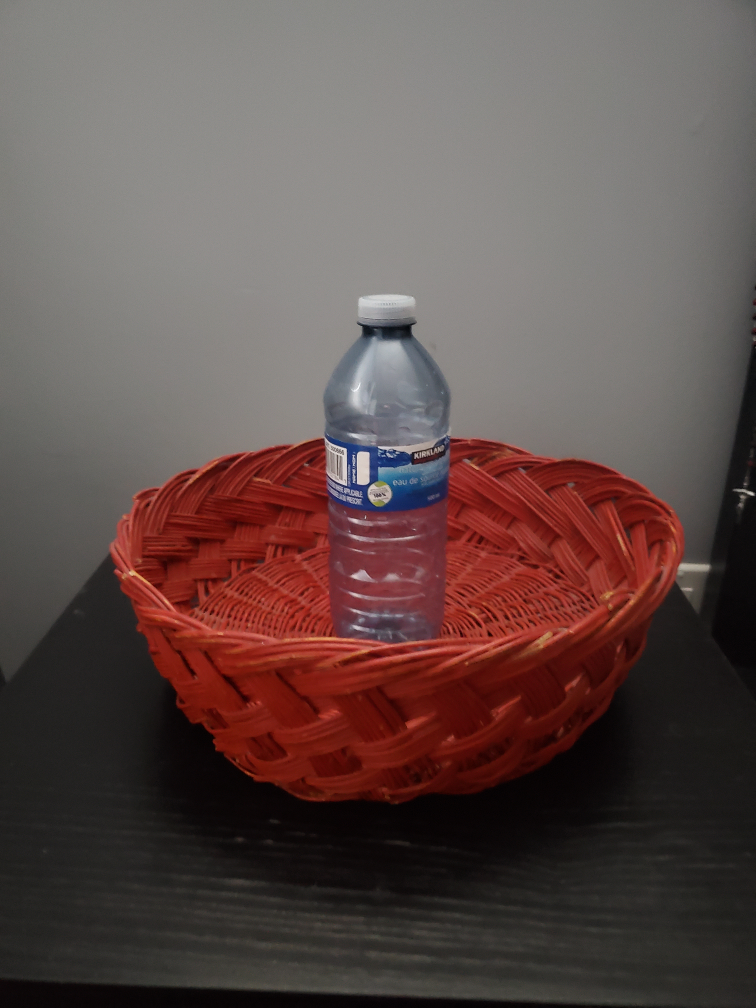 #freecycle Red Wicker Basket for Holding Things - photo 5