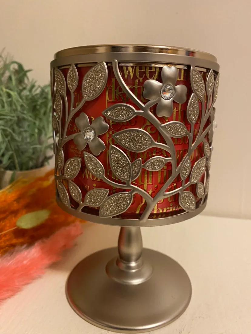 Bath & Body Works Candle Holder Free candle both are new image indicator(7)