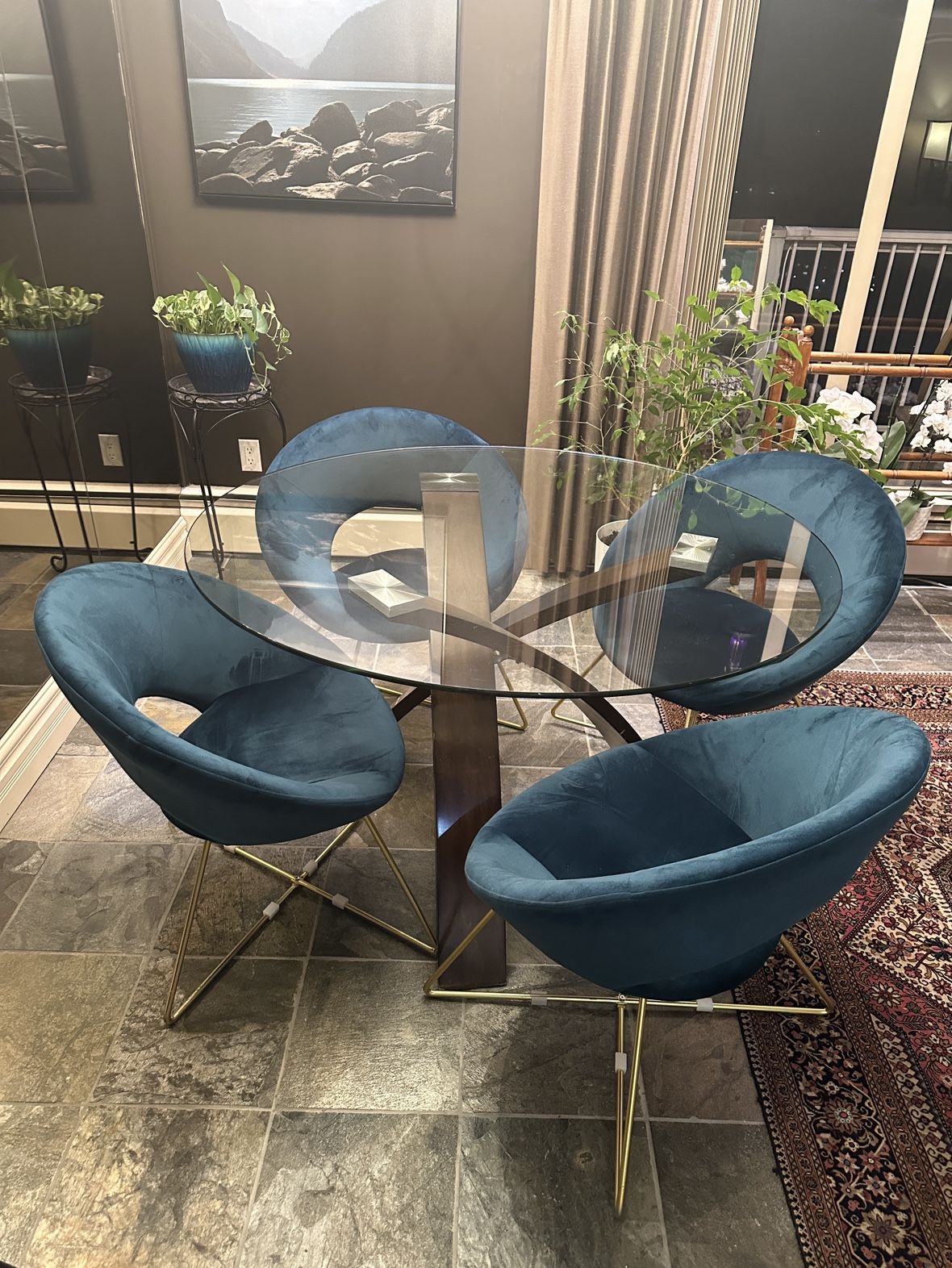 4 Blue Chairs - photo 5