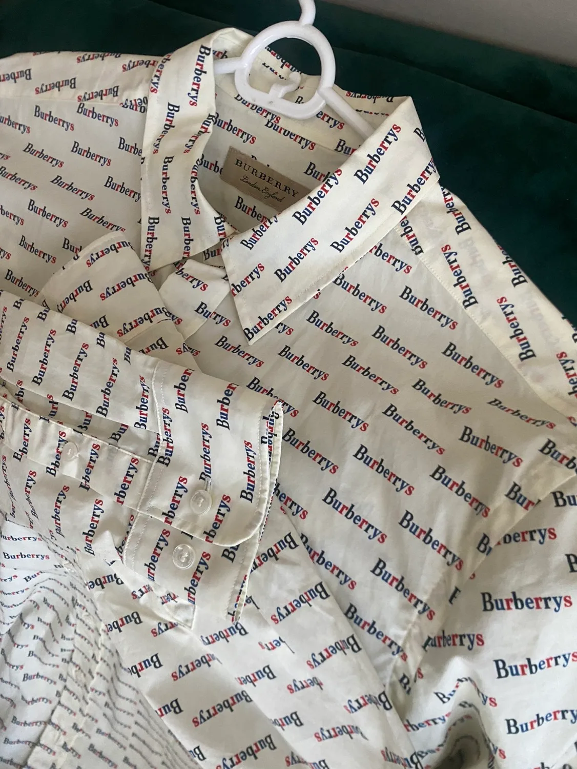 Burberry Men white shirt with logo prints size M image indicator(4)