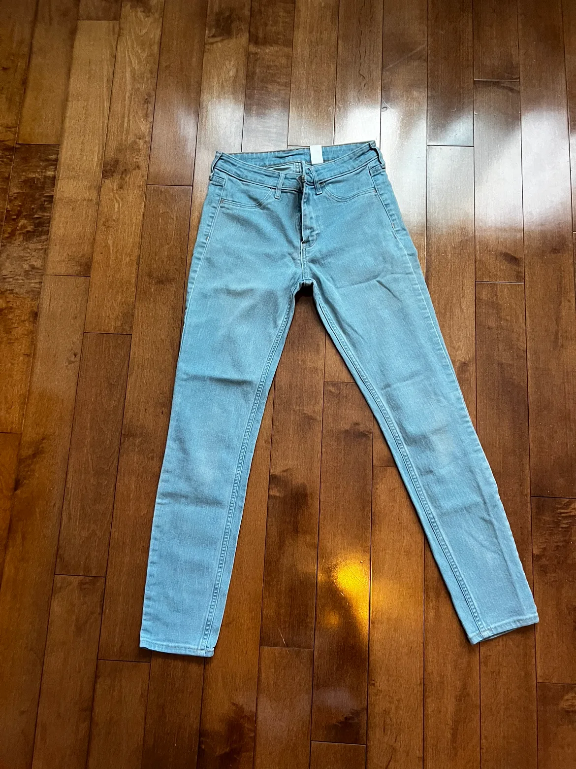 5 pairs of Jeans image indicator(10)