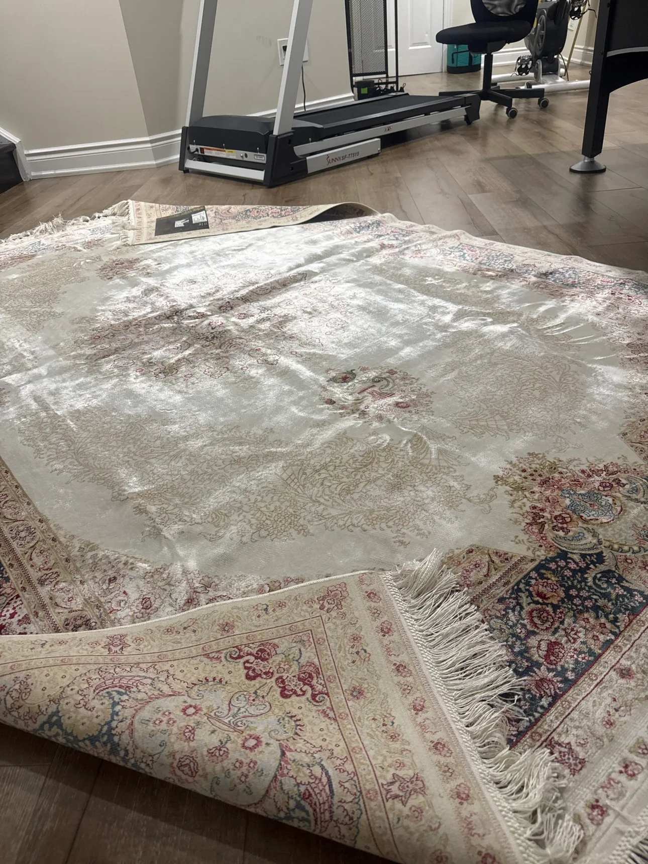 DIORA  Rug image indicator(4)