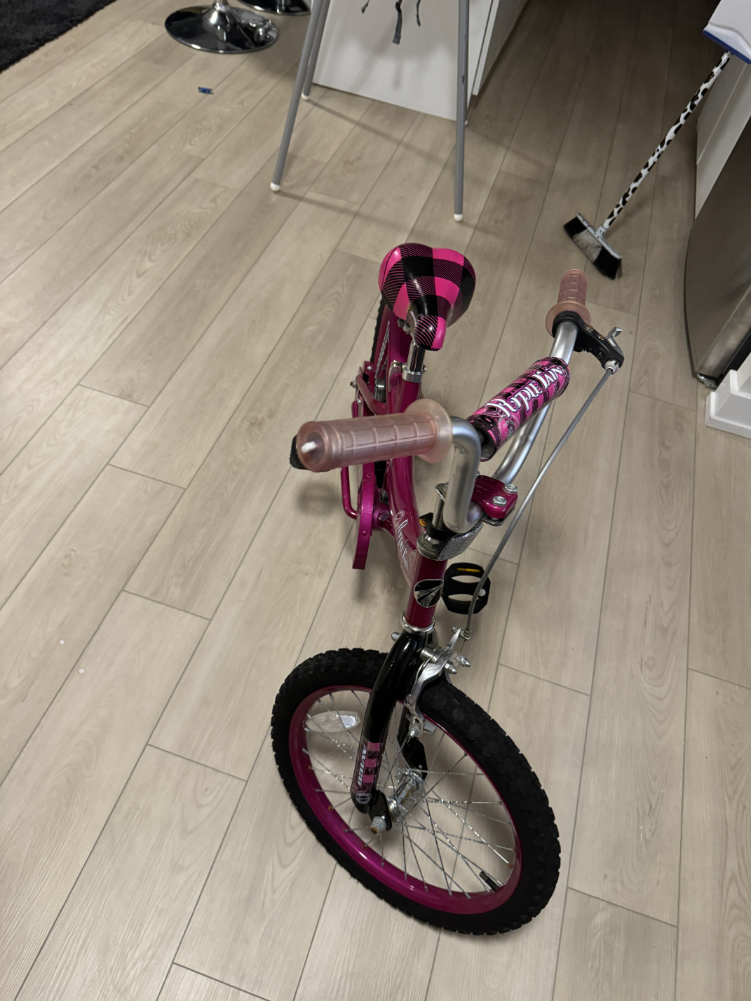 Avigo Purple Rain Bike - 18 inch - R Exclusive - photo 3