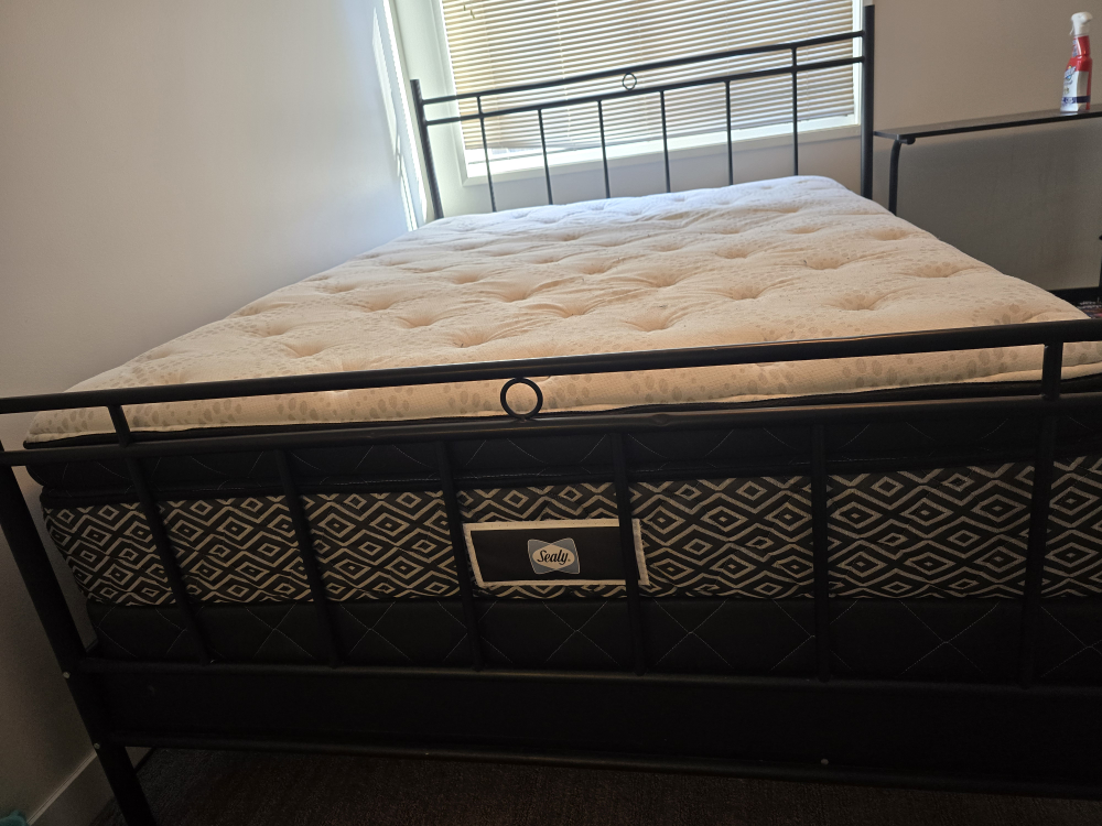 Queen Size mattress and frame - photo 2