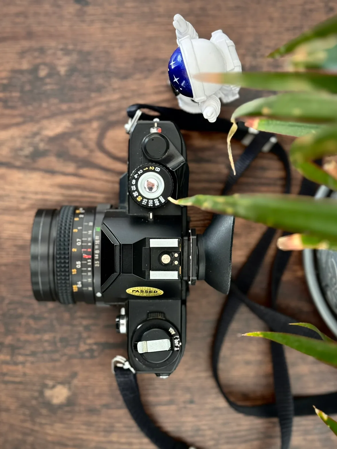 Konica FC-1 35mm Film Camera image indicator(3)