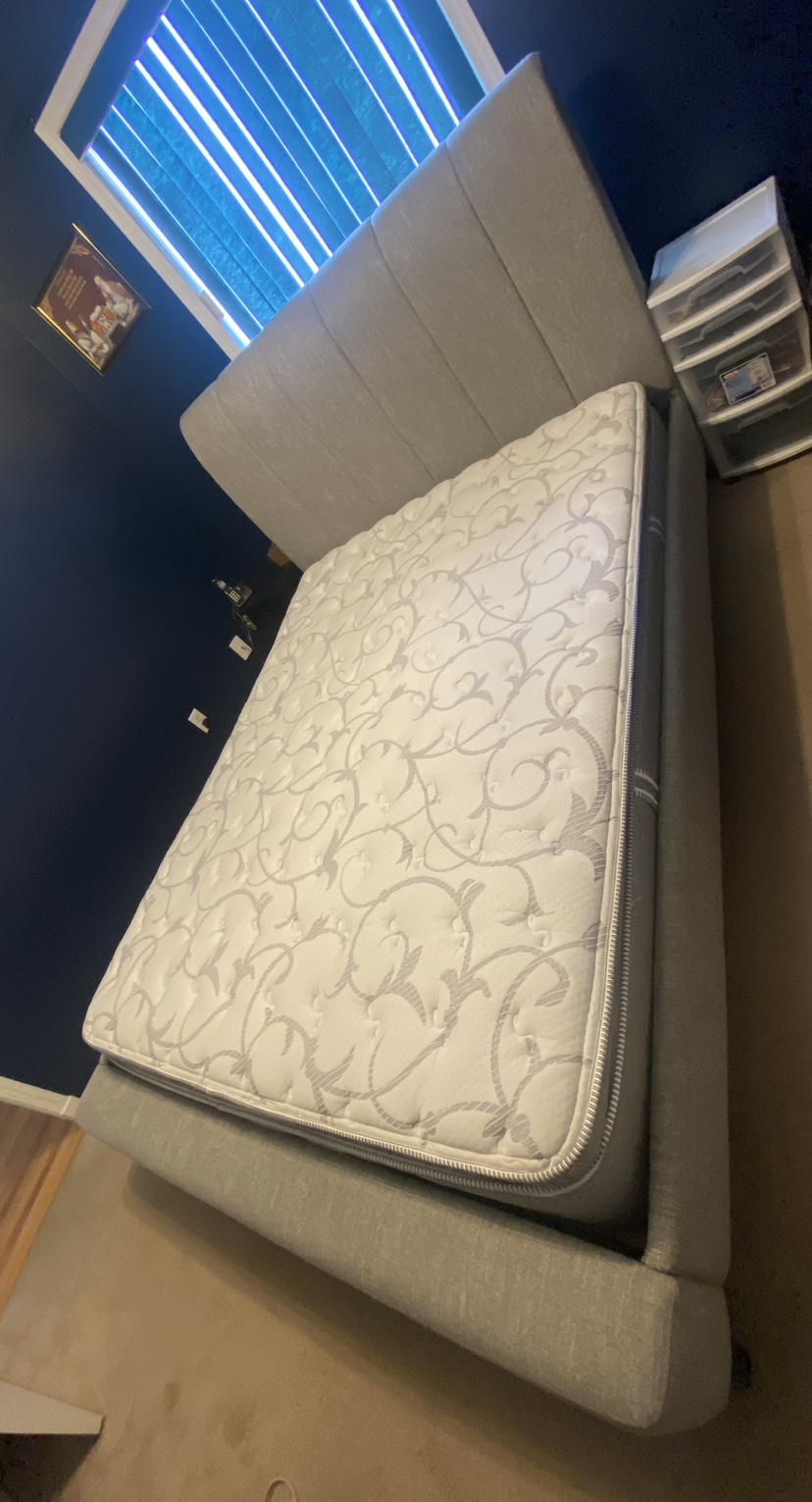 Queen Size Bed Frame & mattress with spring box - photo 3