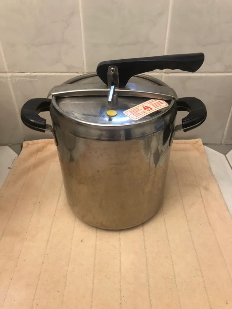 Pressure Cooker thumbnail