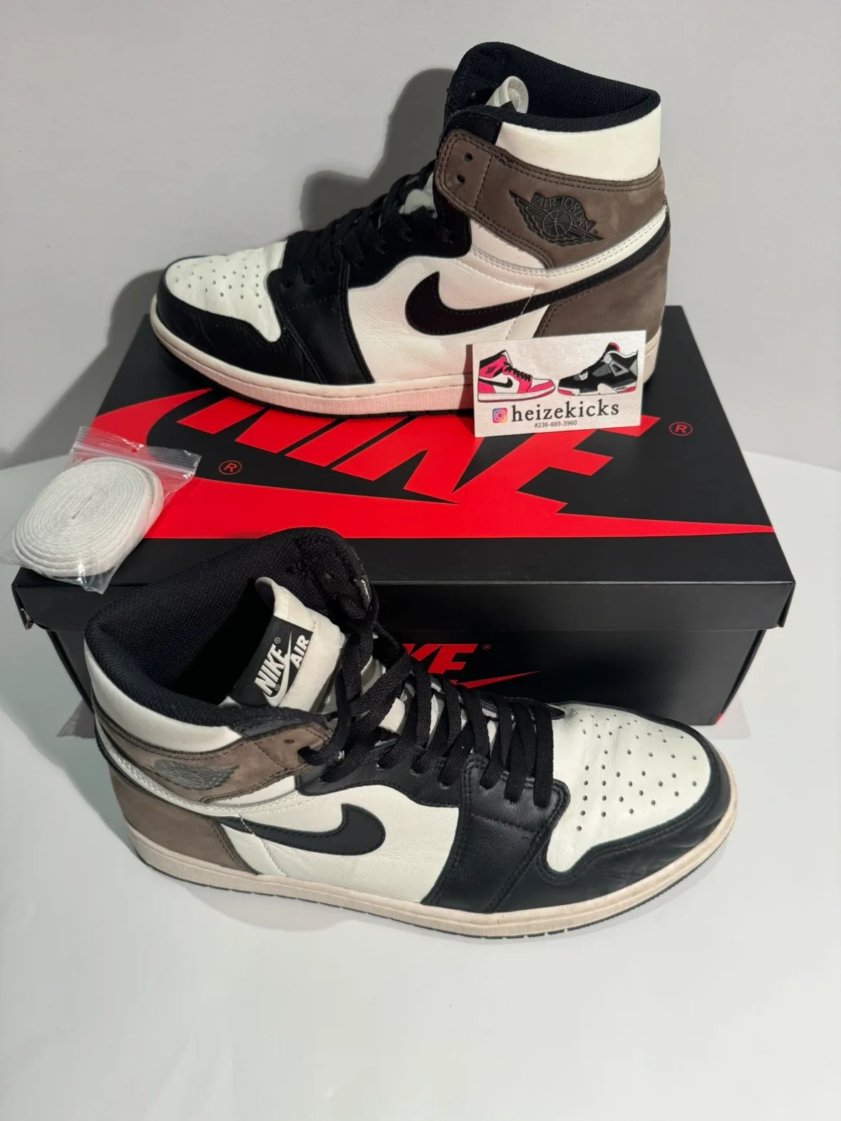 Jordan 1 High Dark Mocha size 10.5 image indicator(2)