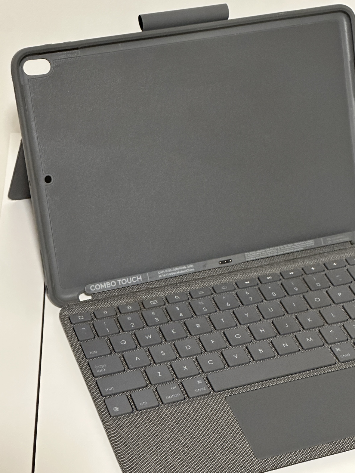 🧡LOGITECH Magnetic iPad Keyboard Case (Combo Touch 10.5 inch) - photo 4