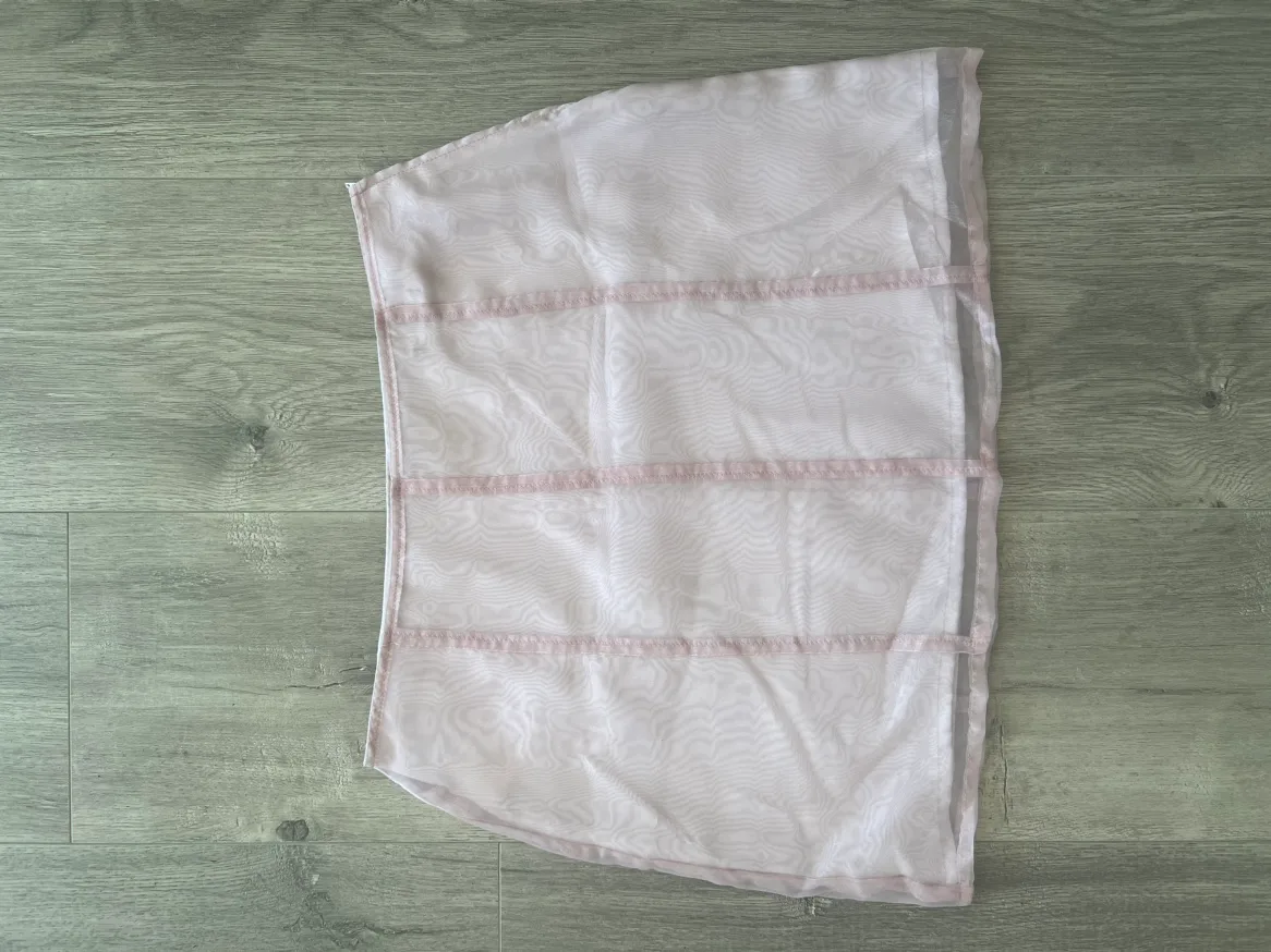 Pink Satin Mini Skirt by Benetton XS / S image indicator(5)