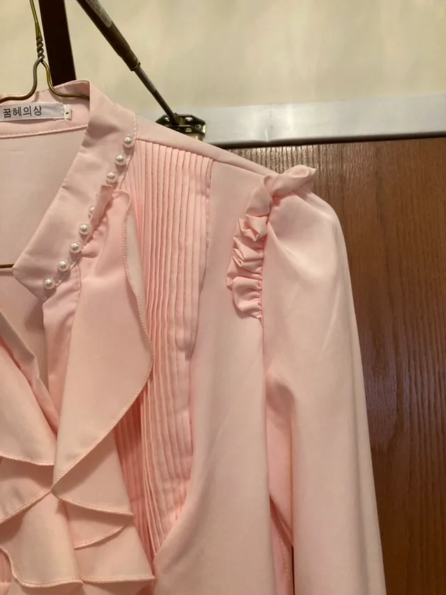 ✨Pink ruffle Pearl Blouse image indicator(2)