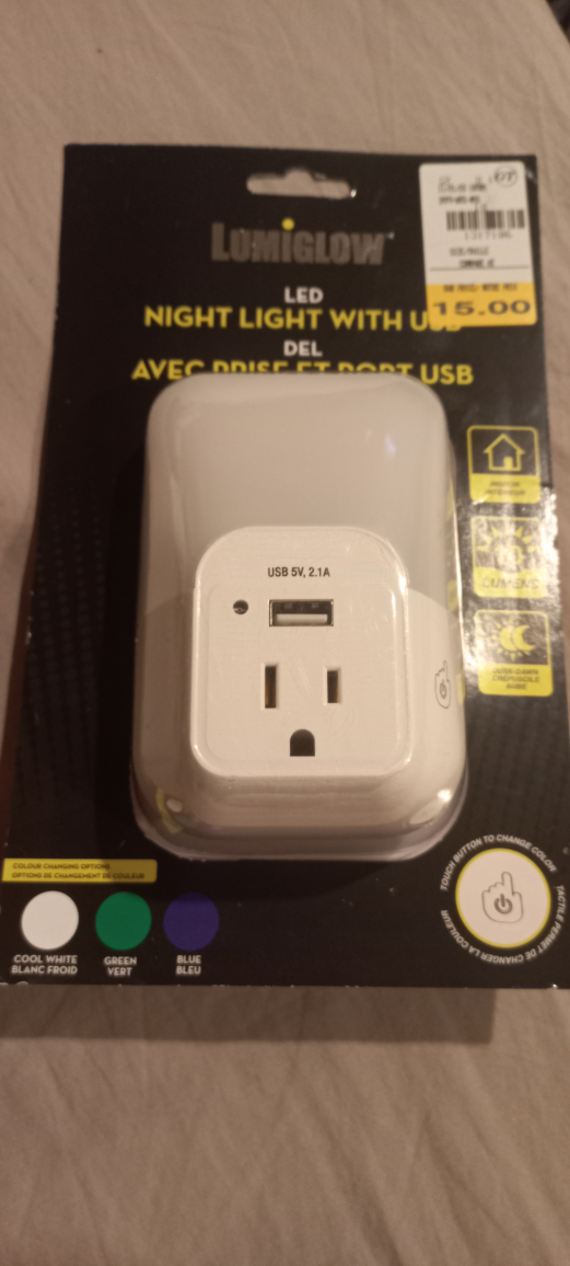 LED Night Light with USB Outlet