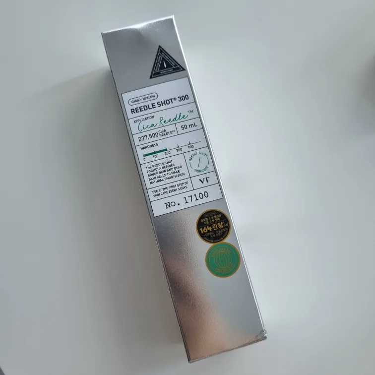 Rough Dead Skin REEDLE SHOT 300 - VT COSMETICS (Orig price $53) thumbnail