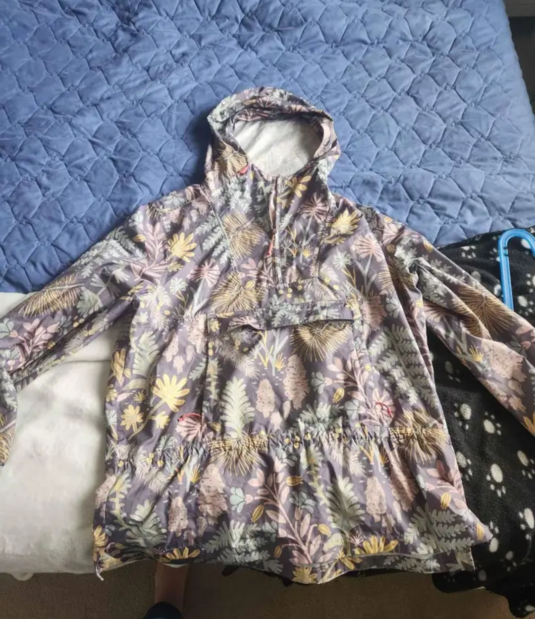 North Face Women's Rain Jacket Sz L