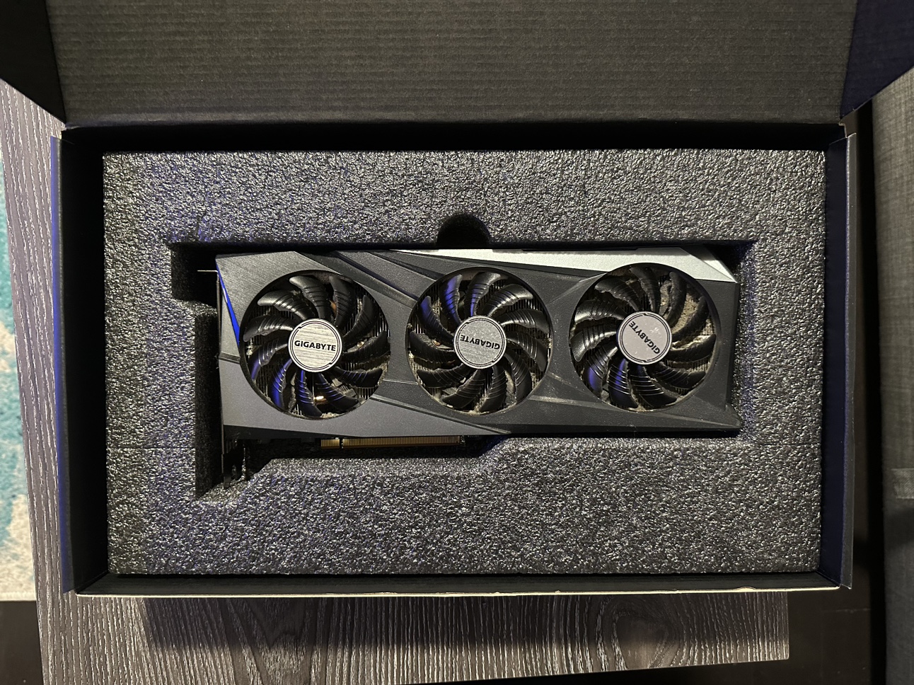 Gigabyte GeForce RTX 3060 Ti Gaming OC Pro 8G - photo 3