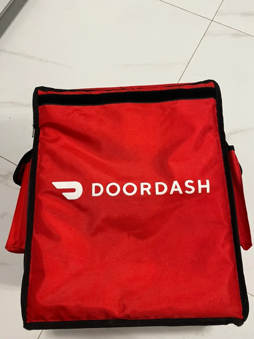 DoorDash Insulated Delivery Bag thumbnail