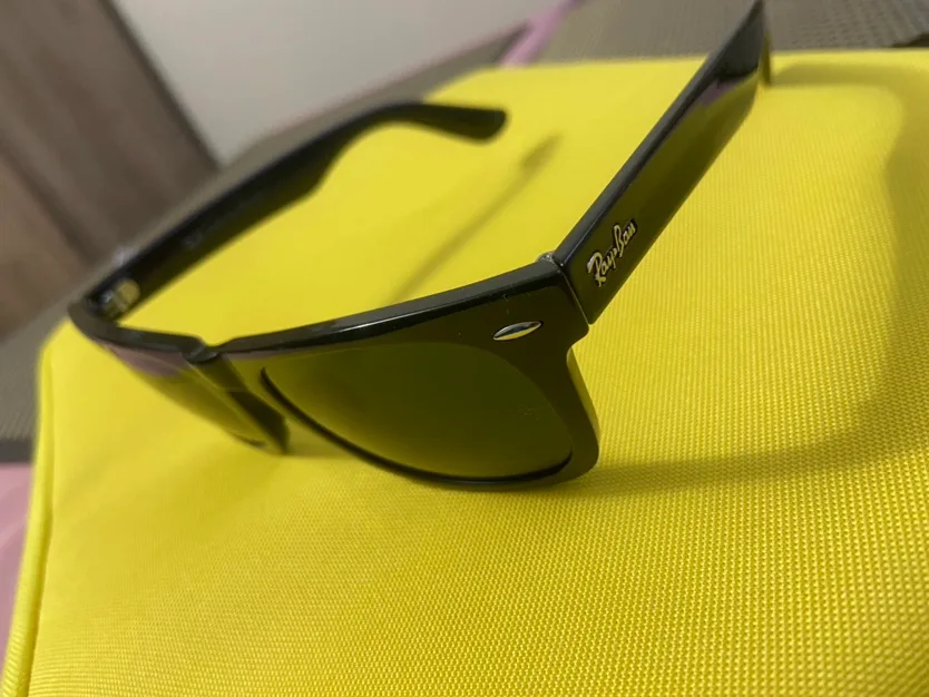 ***New*** Ray-Ban Wayfarer Sunglasses image indicator(5)