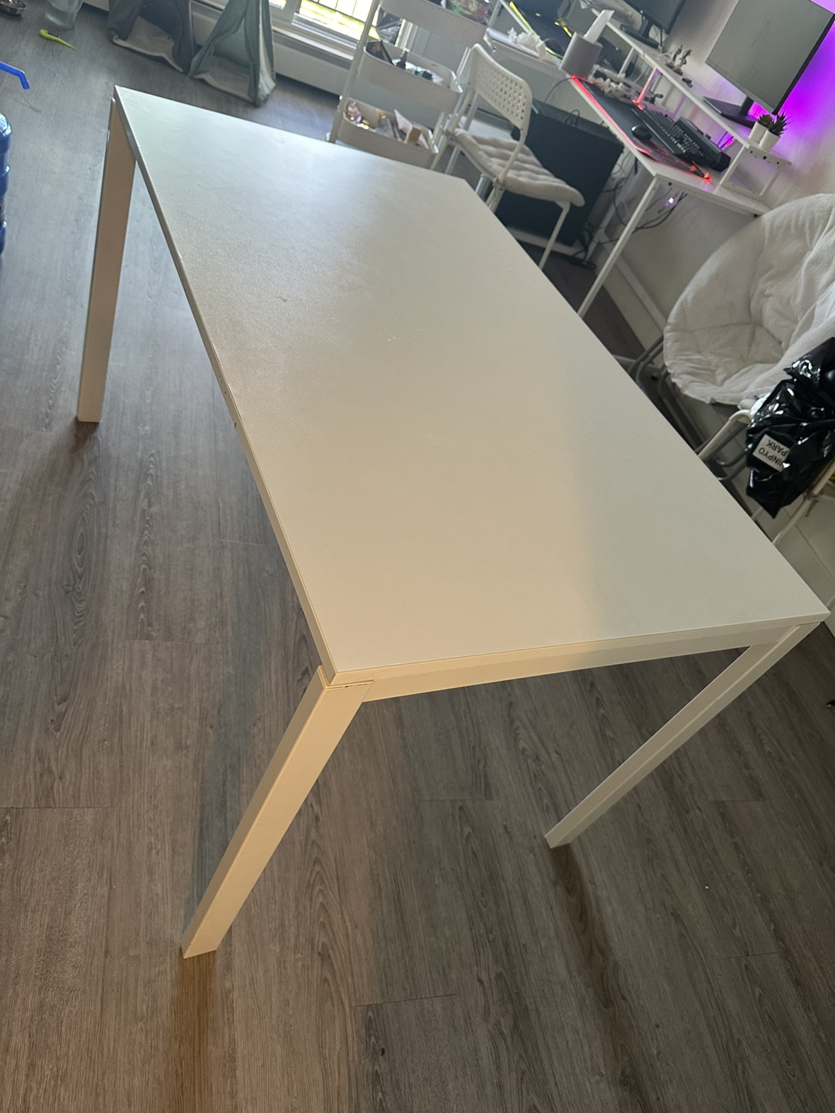 IKEA White Table - photo 2