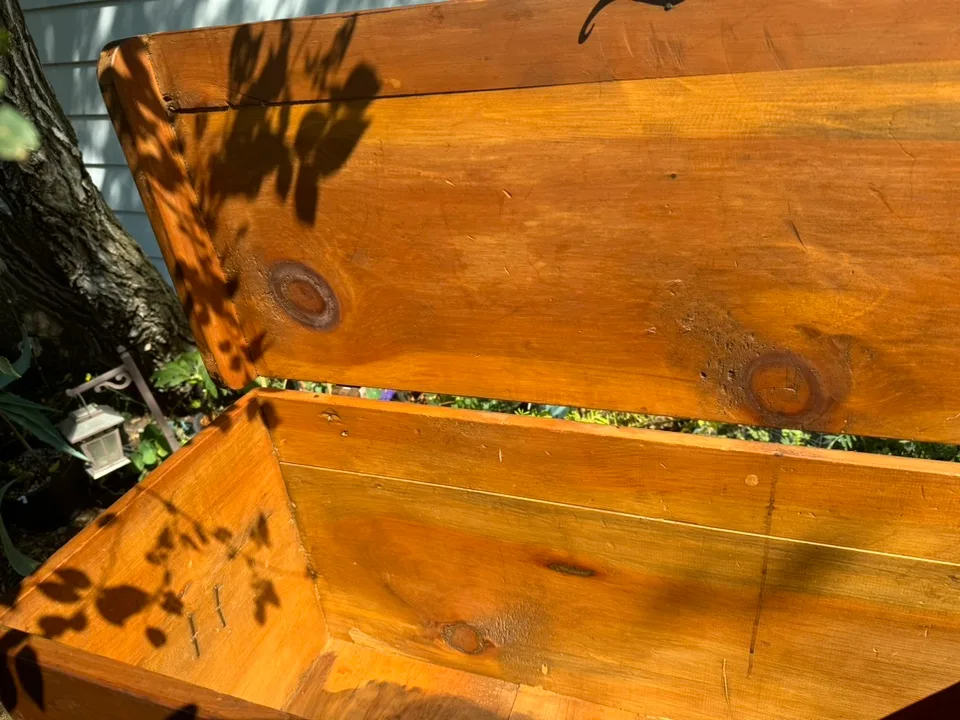 Antique Wooden Chest image indicator(4)