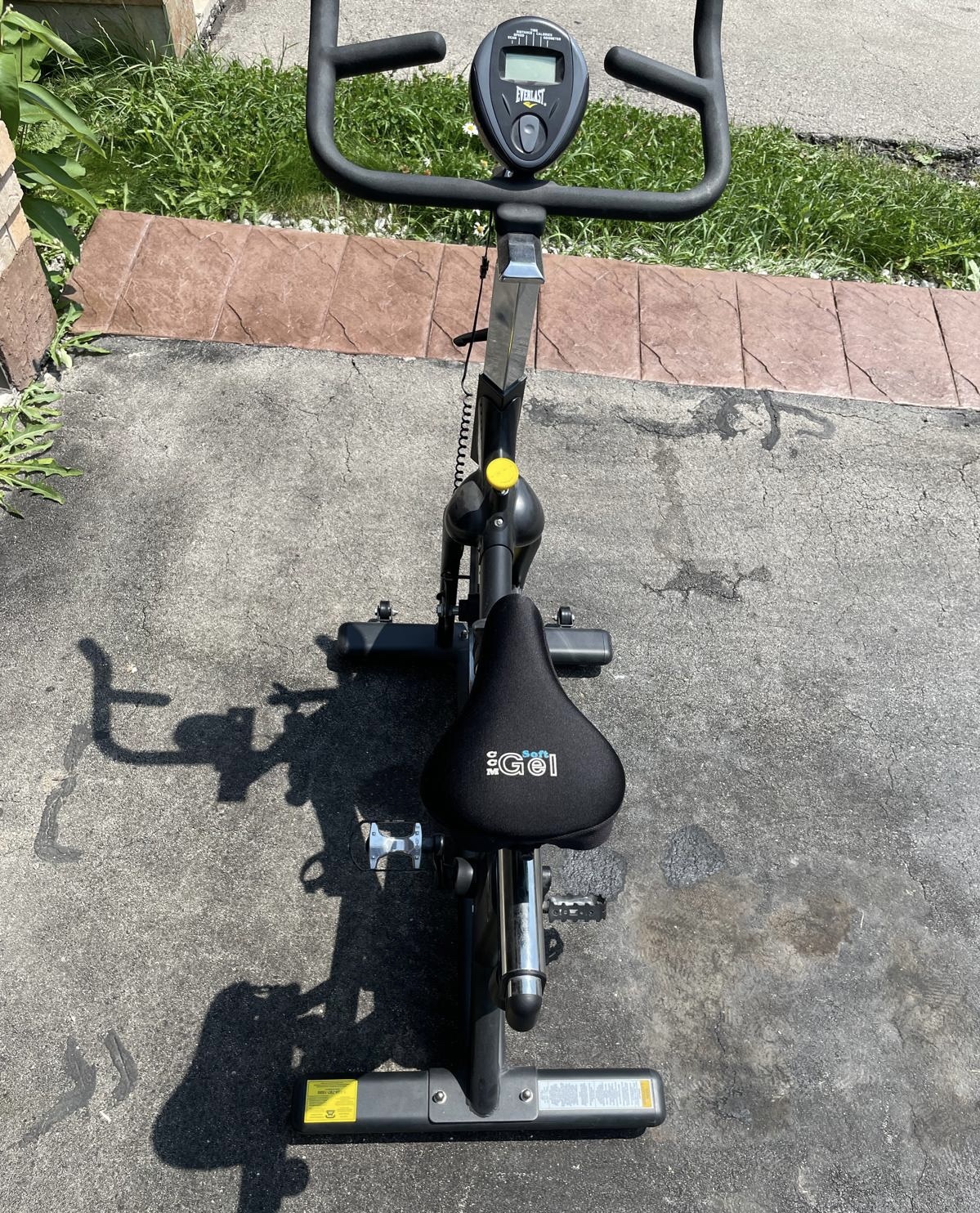 Everlast Exercise Bike - photo 3