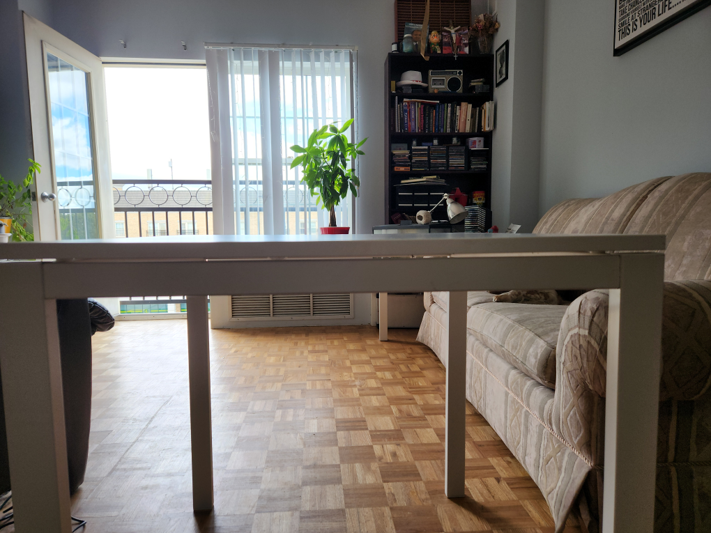 Small white Ikea table - photo 3