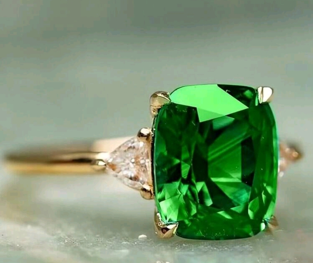 Emerald and 14 k gold Plated s925 sterling