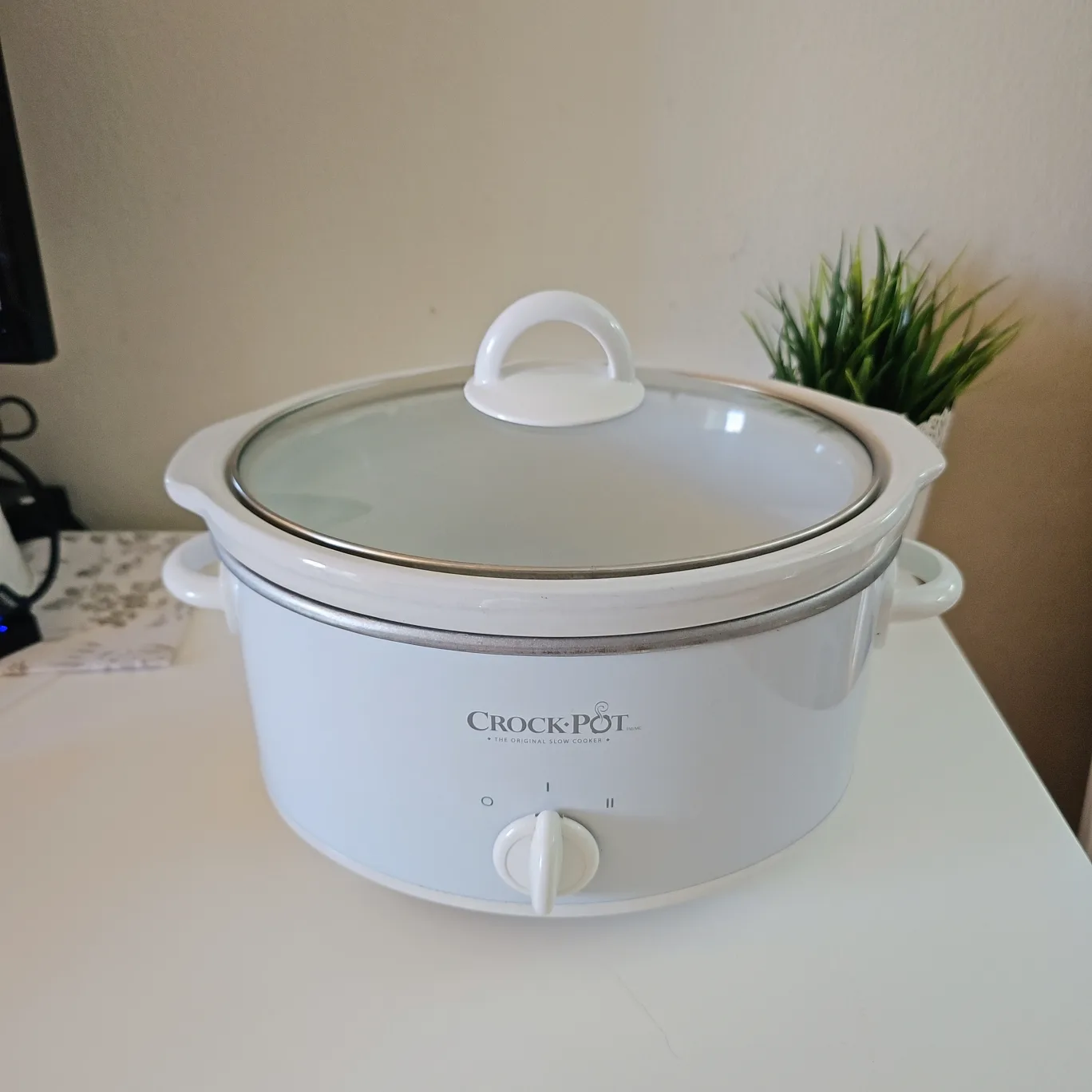 Crock-Pot Slow Cooker thumbnail