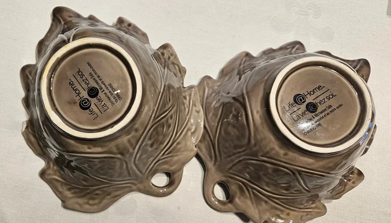 Maple Leaf Serving Dishes, Set of 2 image indicator(3)