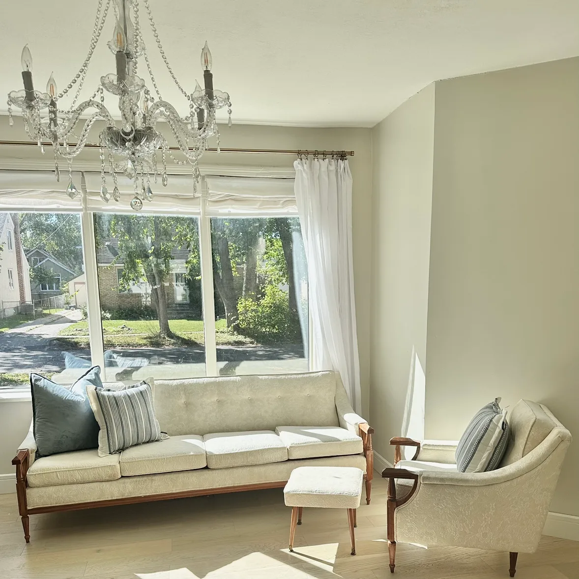 Set of Ivory White 4-seat sofa and armchair with ottoman image indicator(3)