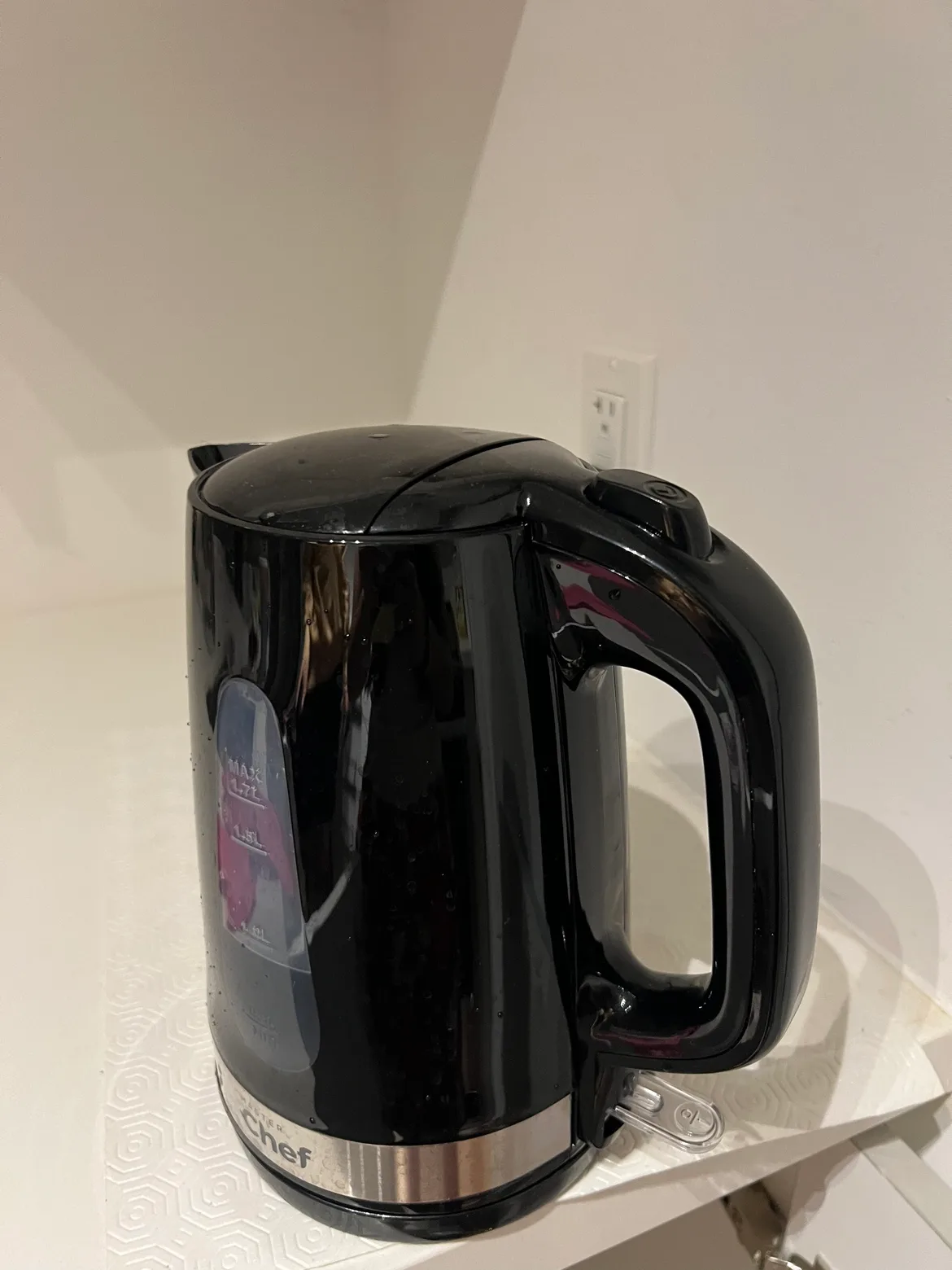 Master Chef Black Electric Kettle thumbnail