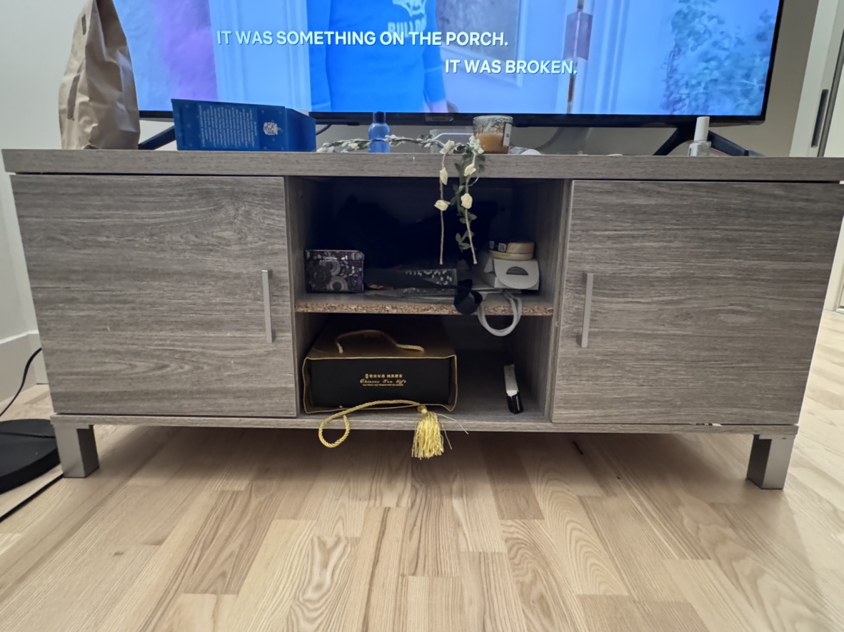 TV Stand - photo 2