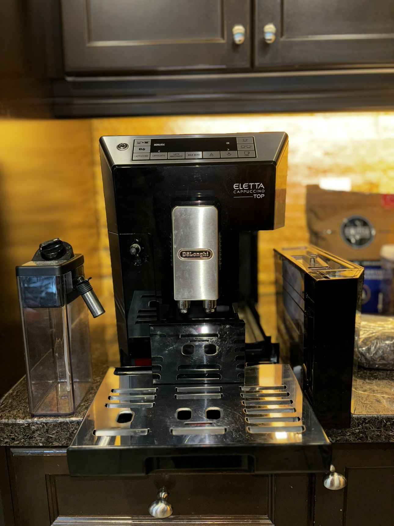 DeLonghi Eletta Cappuccino Top Espresso Machine