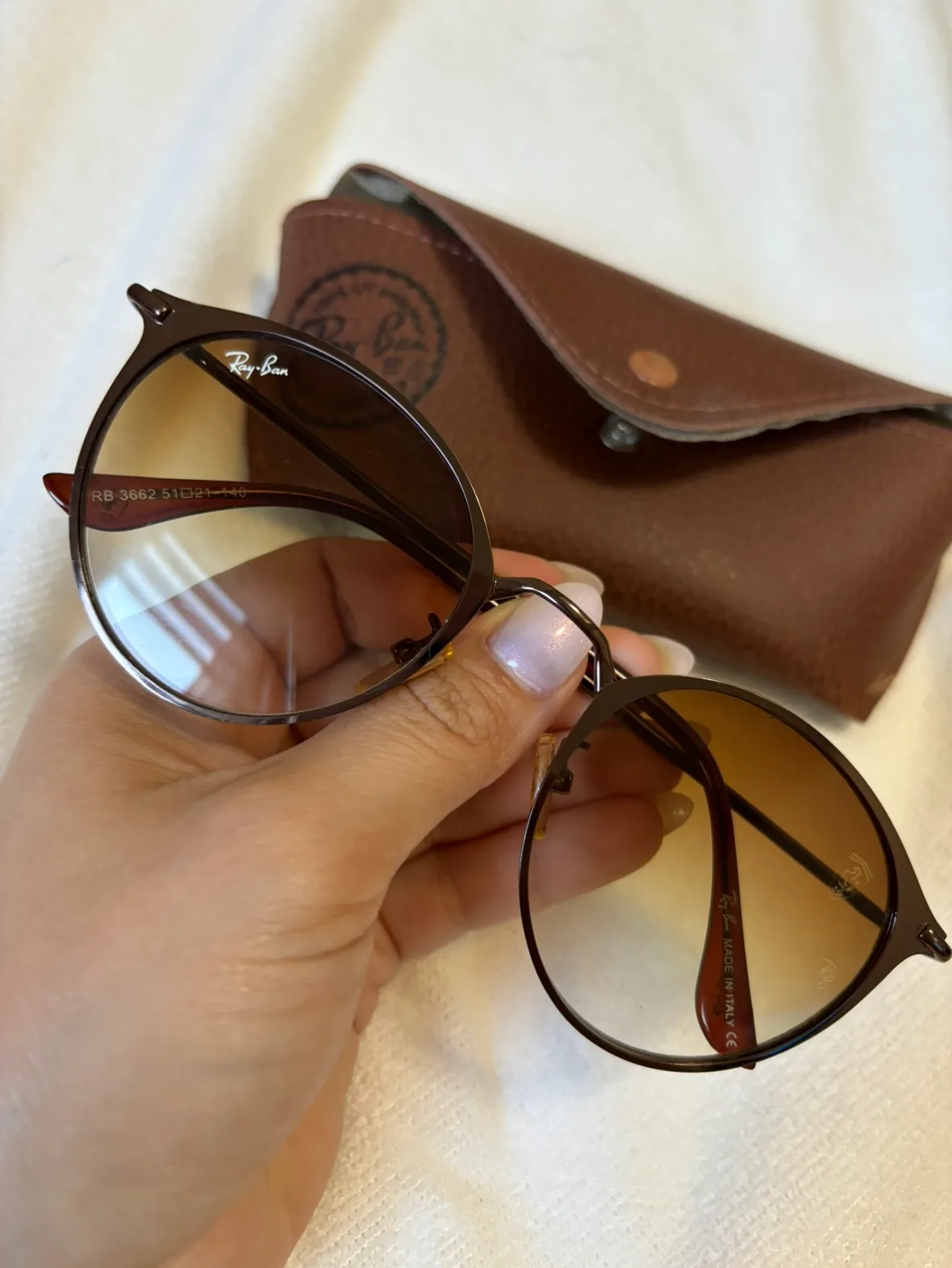 Ray Ban Sunglasses image indicator(2)