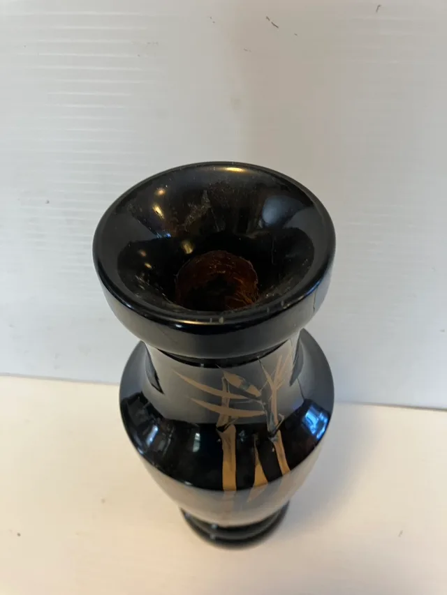 Black & Gold Vintage Japanese Vase. Bamboo design image indicator(2)