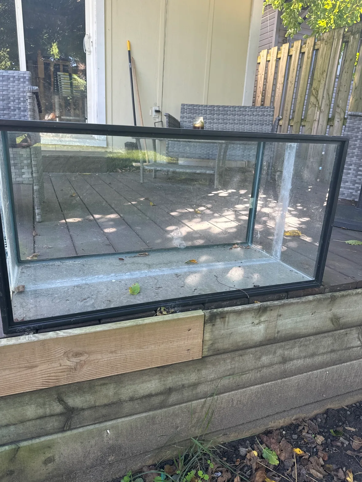 Large Fish Tank image indicator(3)