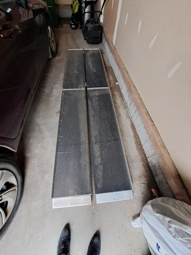 Aluminum Wheelchair Ramp