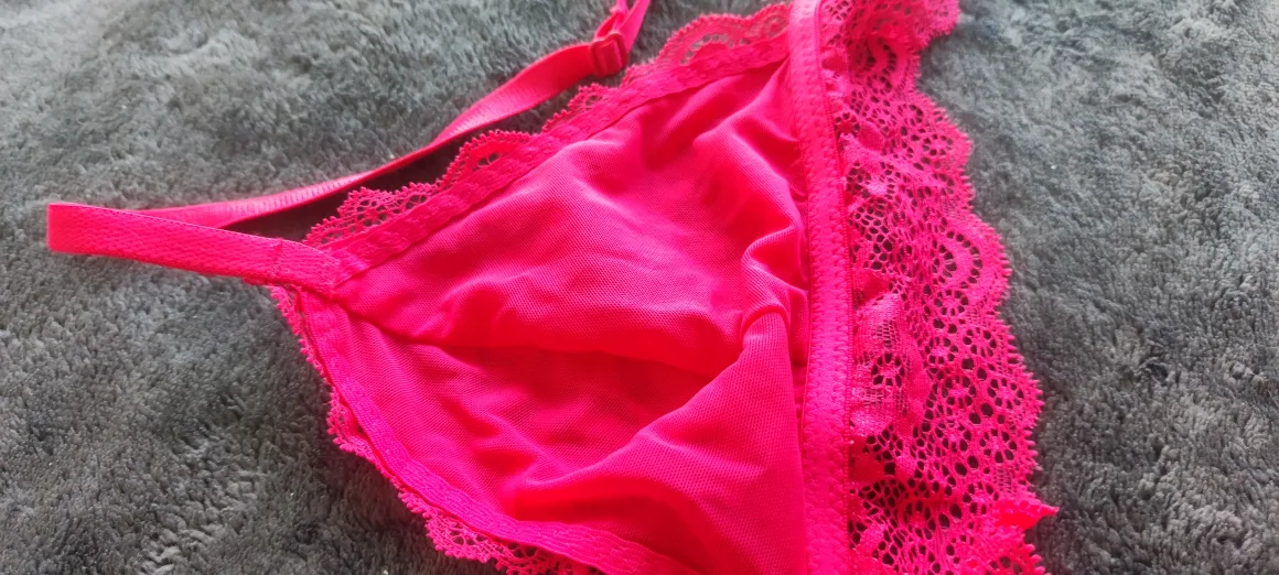 Pink Lace Bra image indicator(2)