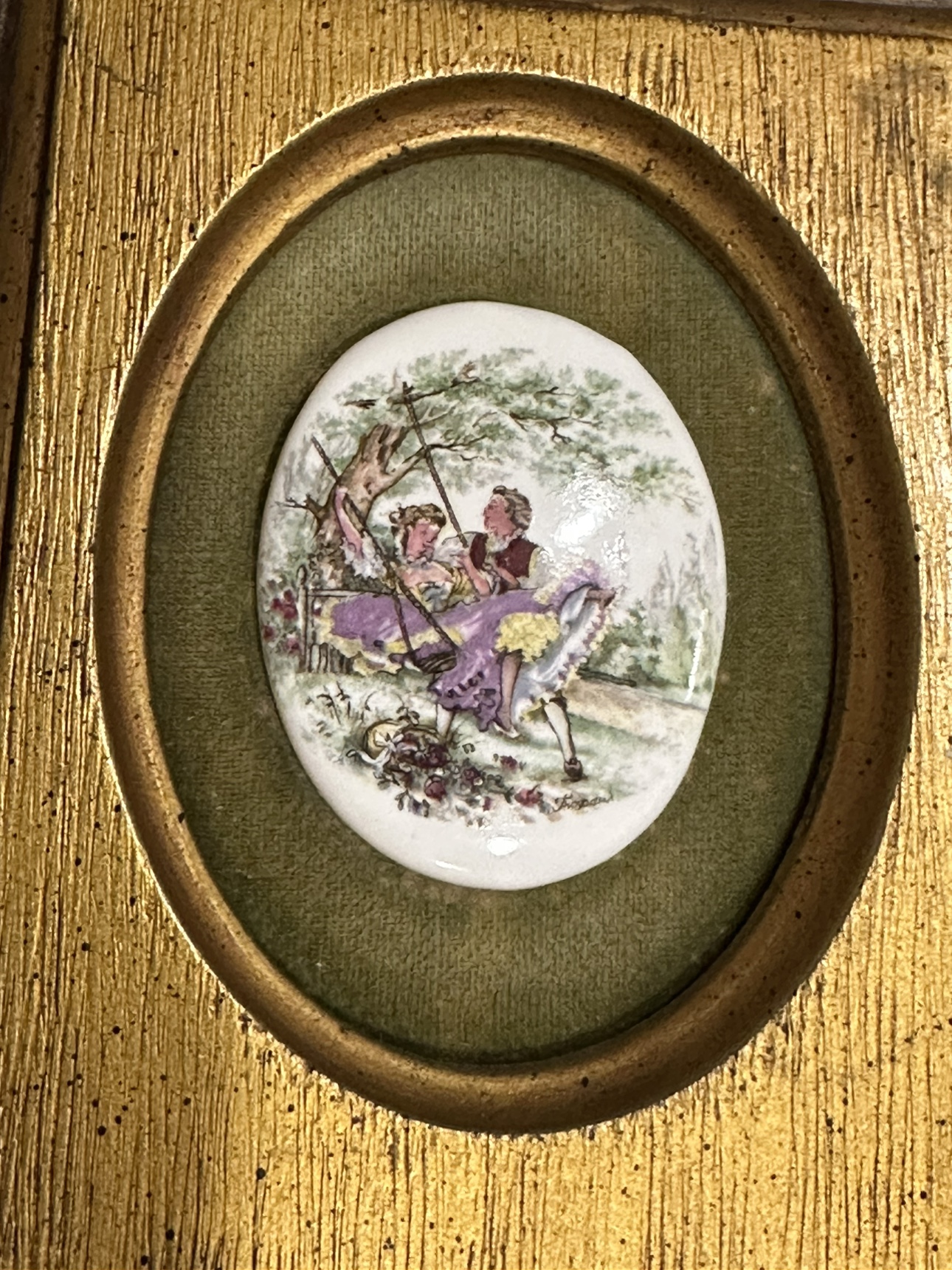 Vintage Framed Set of 3 Ceramic Pictures - photo 4
