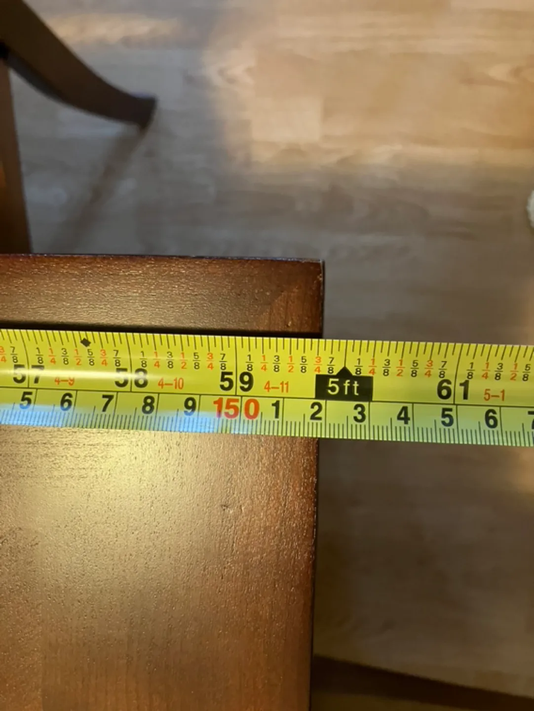 Extendable Dining Table with 6 chairs image indicator(4)