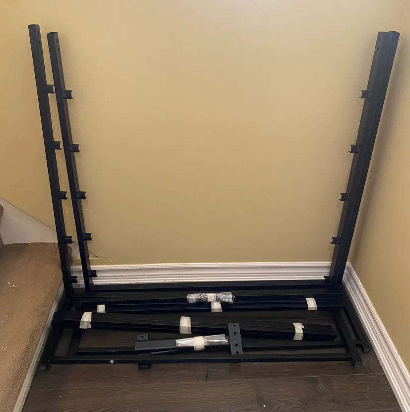 Twin size metal bed frame, like new! image indicator(3)