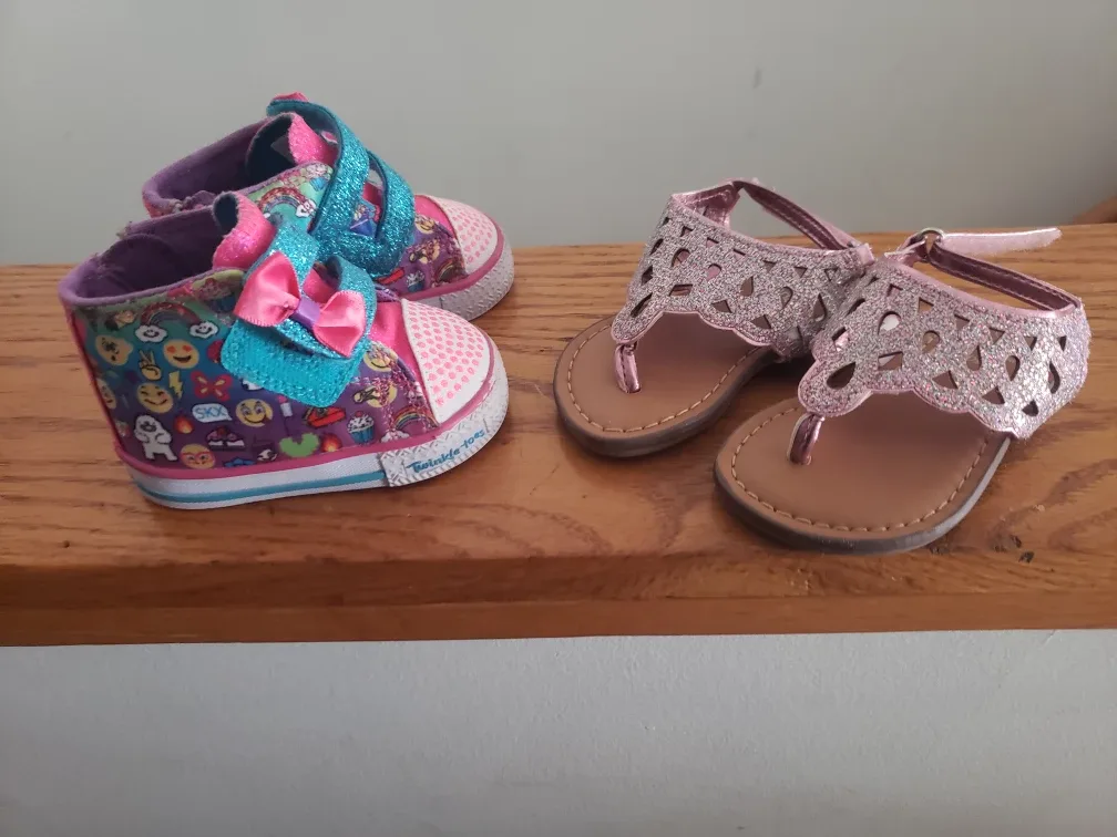Girls' Infant Shoes thumbnail