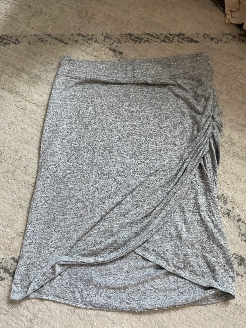 Wilfred Free Wrap Skirt from Aritzia thumbnail