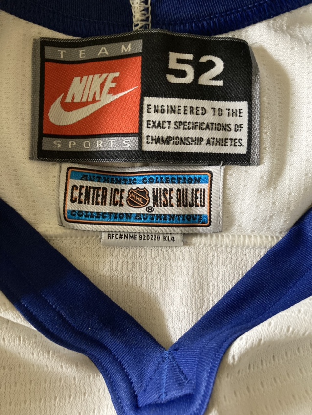 Toronto Maple Leafs Jersey - Size 52 - photo 4