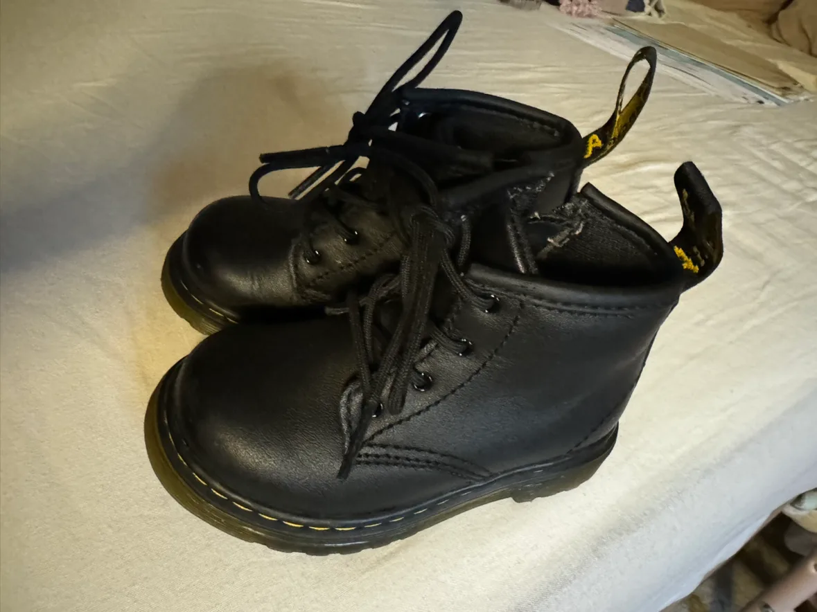 Dr Martens toddler boots thumbnail