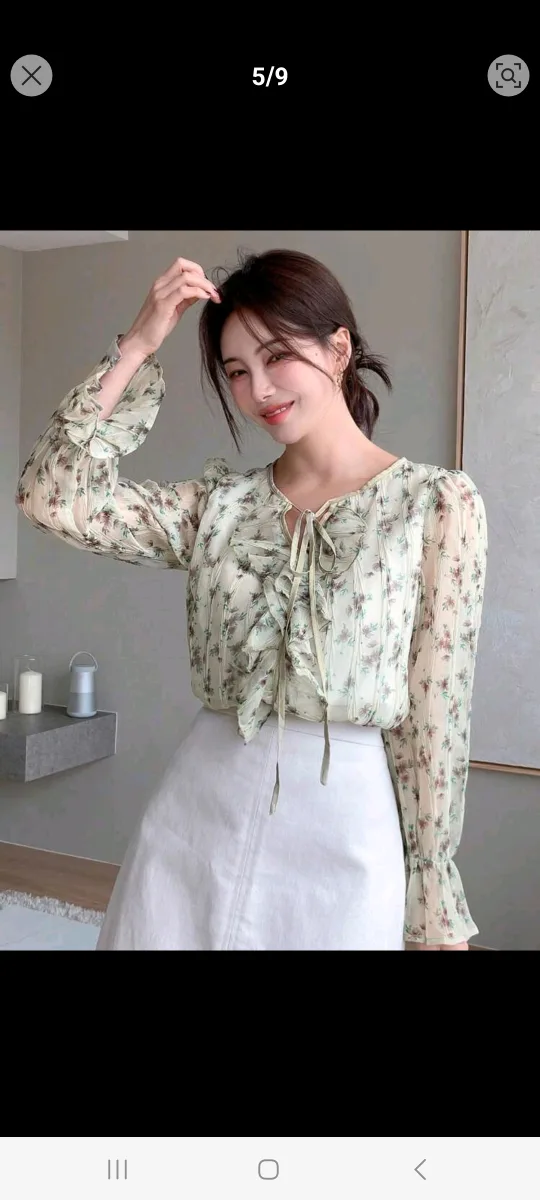 Floral Print Blouse image indicator(2)