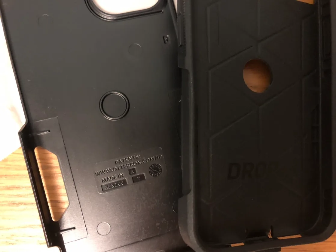 Otterbox Drop+ iPhone 14 Case image indicator(6)